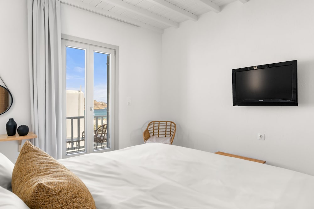 Penelope Village Mykonos by Mr and Mrs White — Hotel rooms in Ano Mera, South Aegean