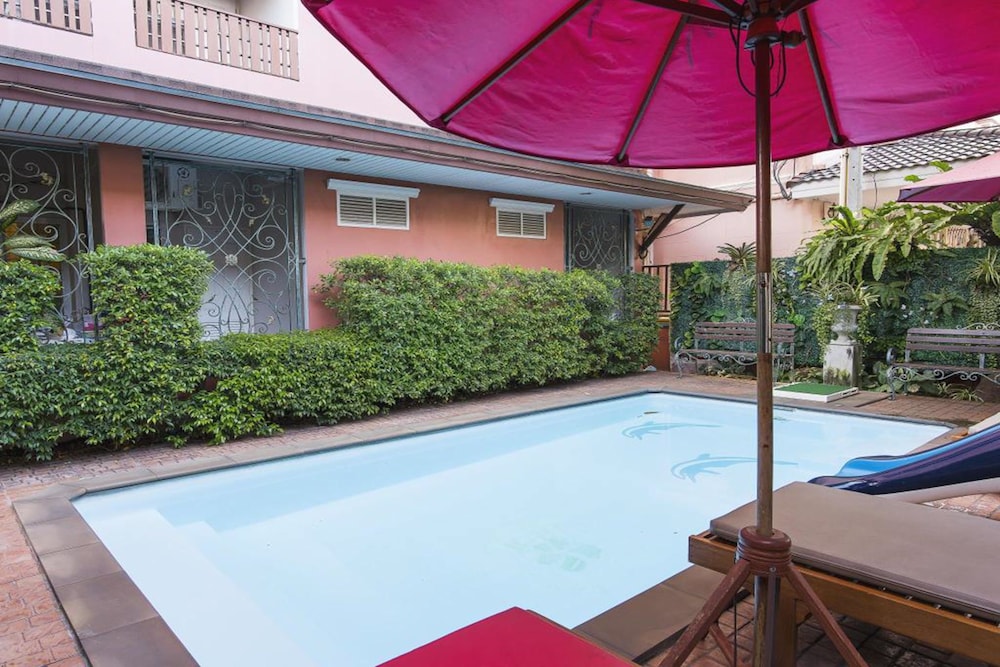 Orchid Resort — Swimming pool in Bangkok, Bangkok