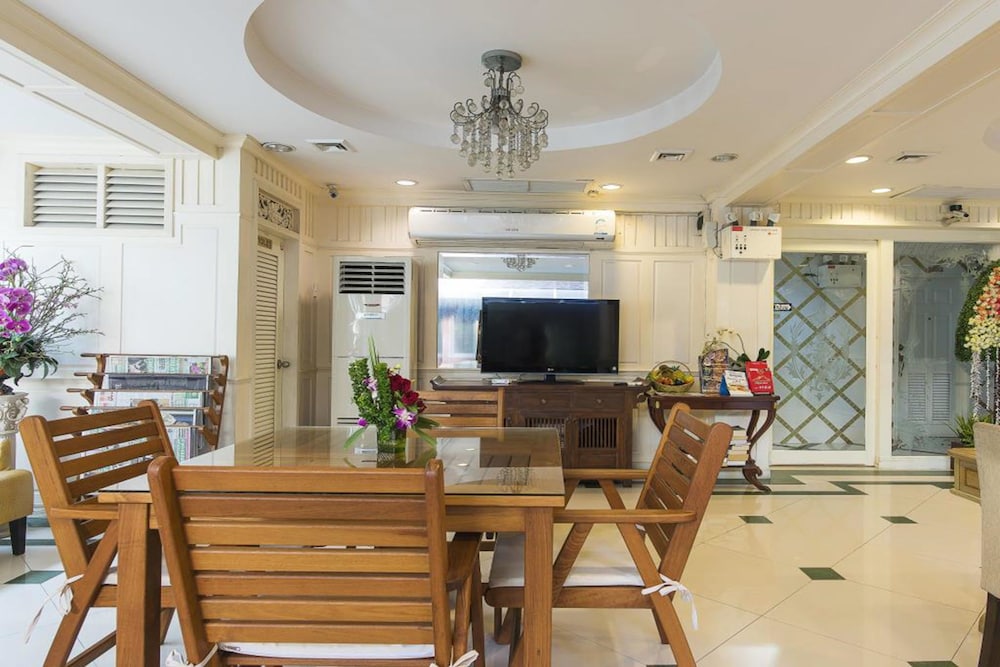 Orchid Resort — Restaurant & bars in Bangkok, Bangkok