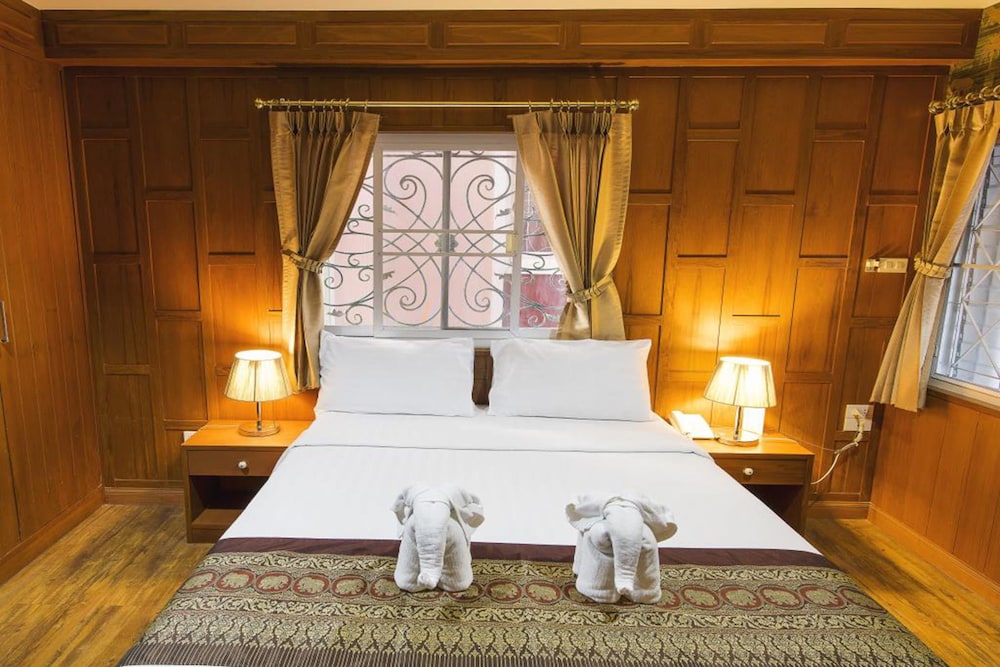 Orchid Resort — Hotel rooms in Bangkok, Bangkok