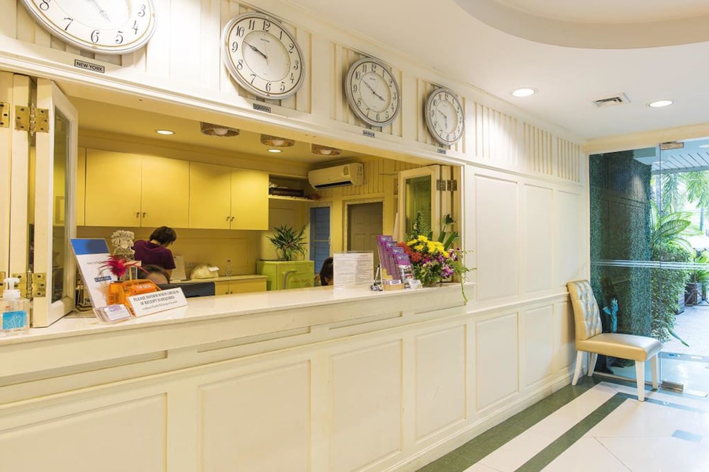 Orchid Resort — Hotel building in Bangkok, Bangkok