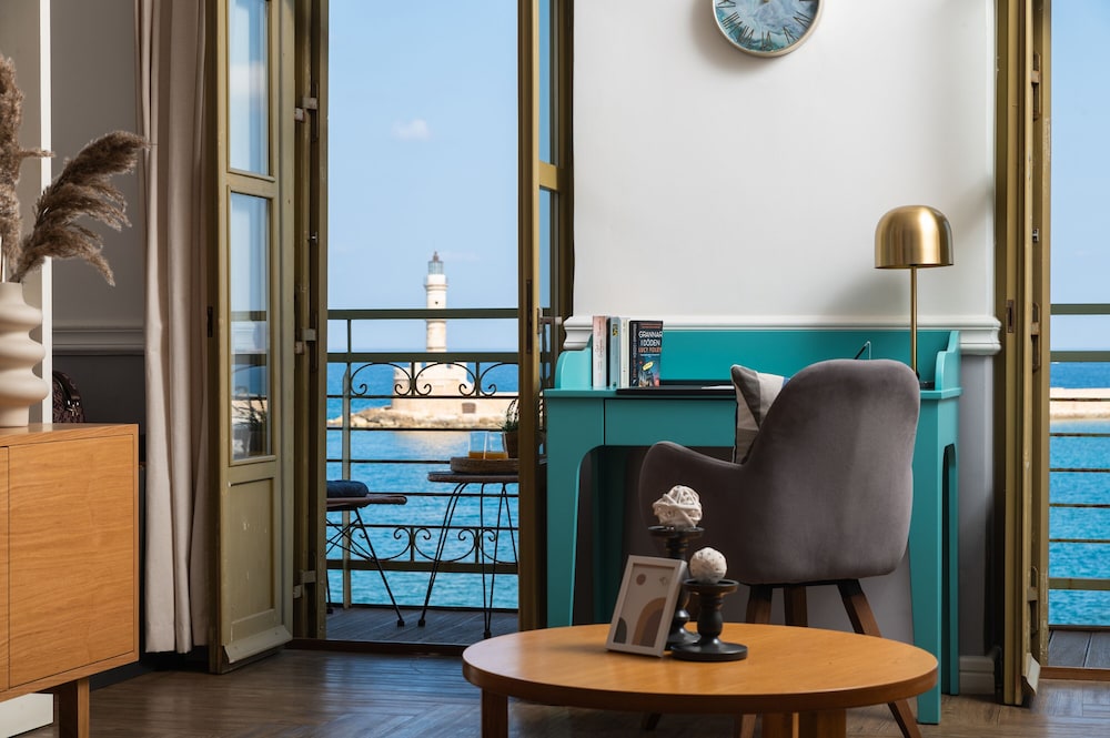 Elia Palatino Hotel — Hotel rooms in Chania