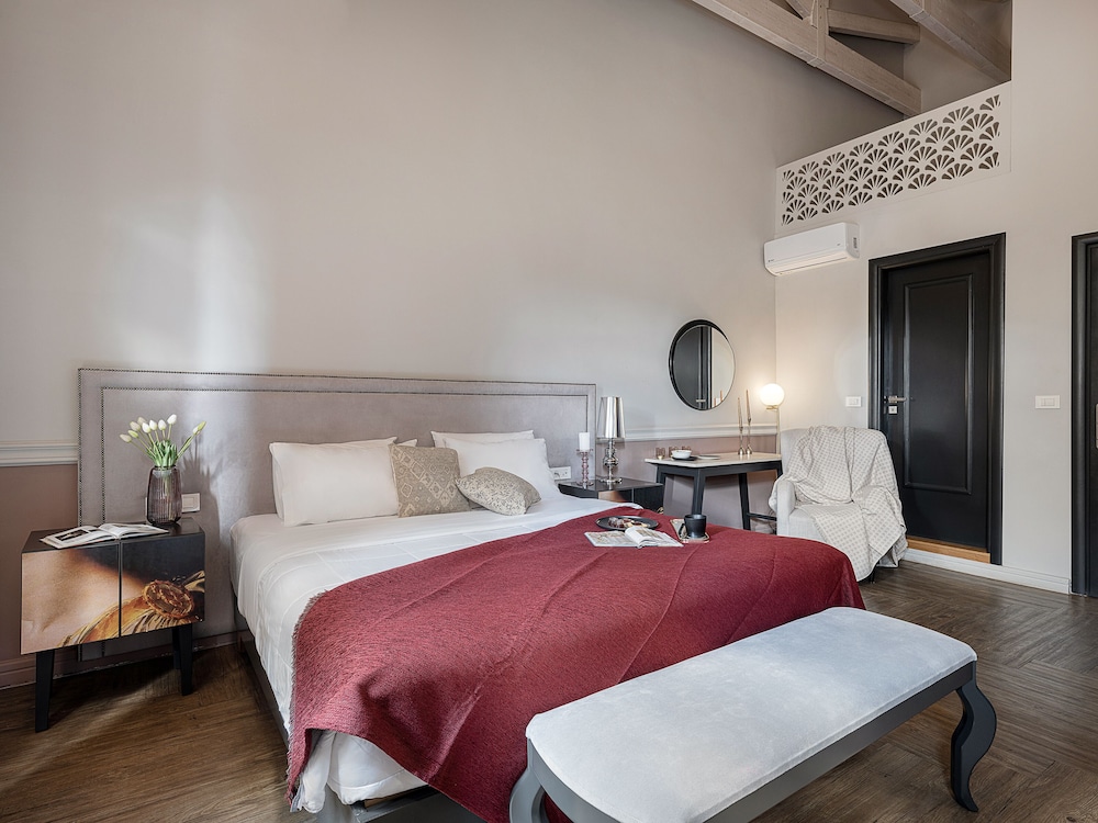 Elia Palatino Hotel — Hotel rooms in Chania