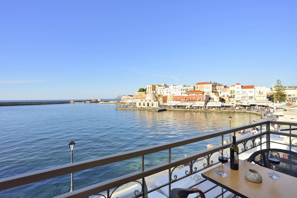 Elia Palatino Hotel — Restaurant & bars in Chania
