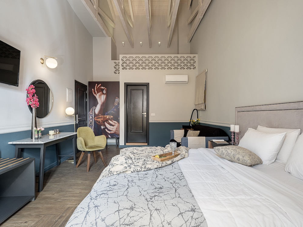 Elia Palatino Hotel — Hotel rooms in Chania