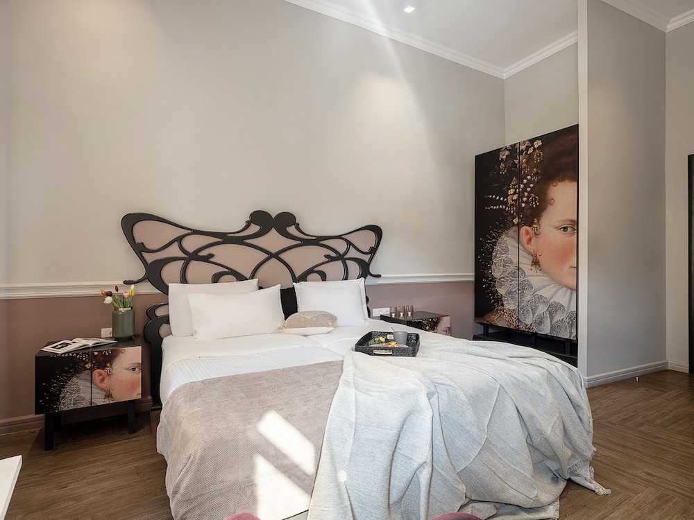 Elia Palatino Hotel — Hotel rooms in Chania