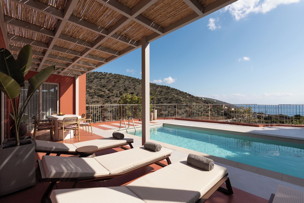 Pleiades Blossomhill Houses, member of Domes Finds — Swimming pool in Elounda