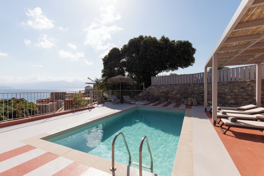 Pleiades Blossomhill Houses, member of Domes Finds — Swimming pool in Elounda