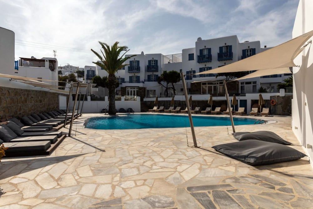 Poseidon Hotel & Suites - zdjęcie 4
