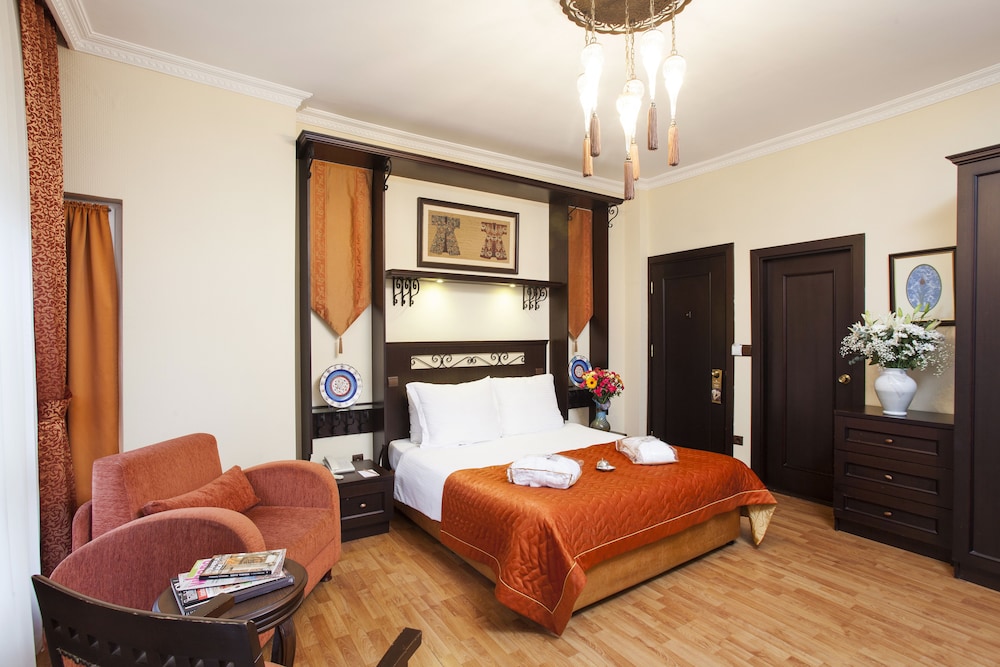 Ottoman Hotel Imperial - Special Class — Hotel rooms in Istanbul, Istanbul