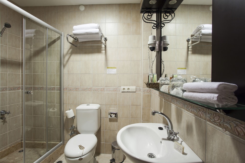 Ottoman Hotel Imperial - Special Class — Hotel rooms in Istanbul, Istanbul