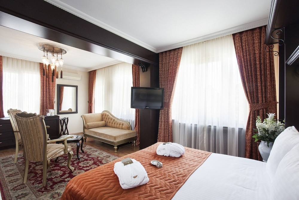 Ottoman Hotel Imperial - Special Class — Hotel rooms in Istanbul, Istanbul