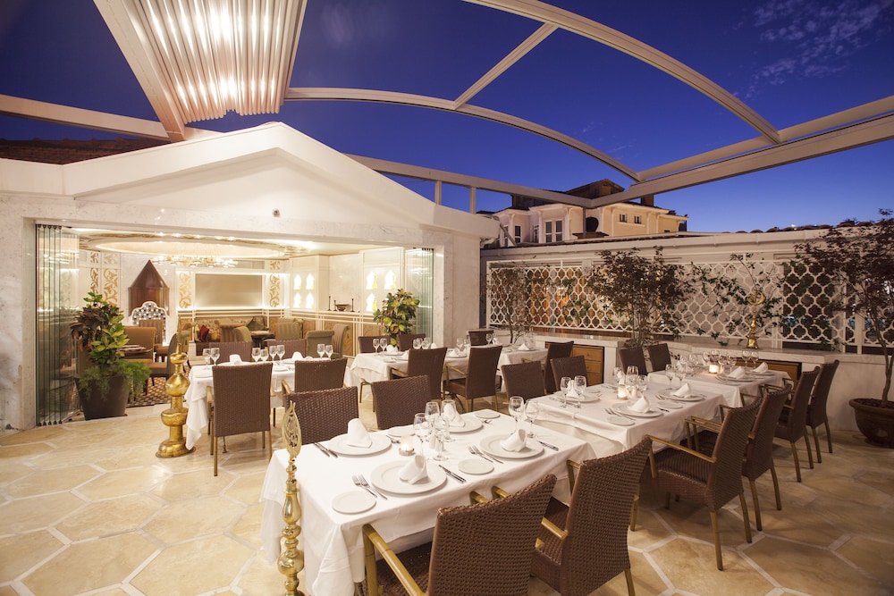 Ottoman Hotel Imperial - Special Class — Restaurant & bars in Istanbul, Istanbul