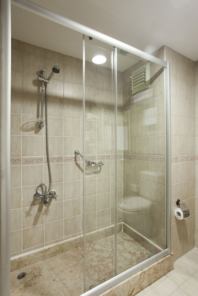 Ottoman Hotel Imperial - Special Class — Hotel rooms in Istanbul, Istanbul