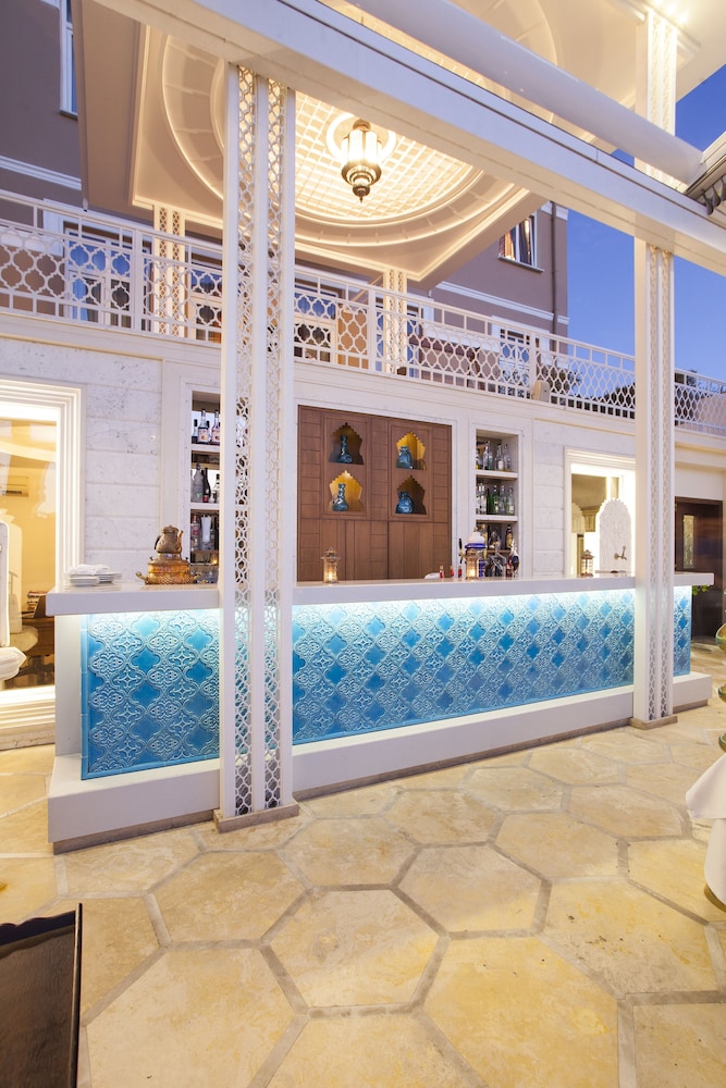 Ottoman Hotel Imperial - Special Class — Restaurant & bars in Istanbul, Istanbul
