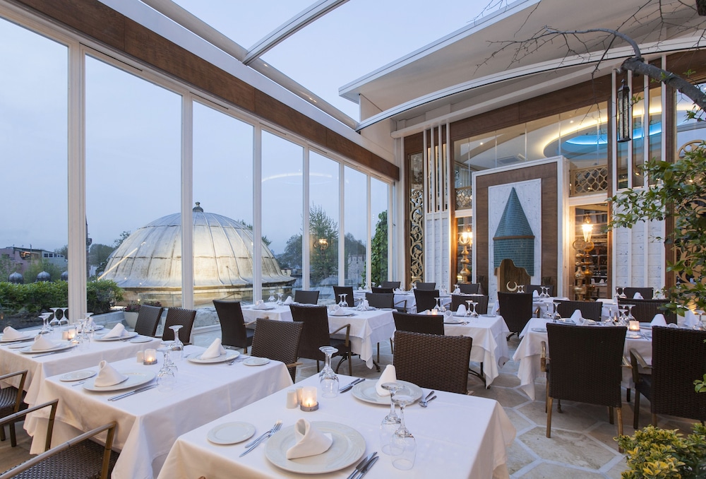 Ottoman Hotel Imperial - Special Class — Restaurant & bars in Istanbul, Istanbul