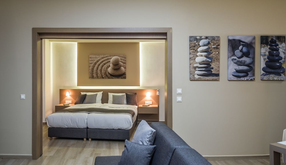 Renieris Hotel — Hotel rooms in Chania