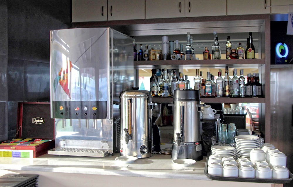 Renieris Hotel — Restaurant & bars in Chania