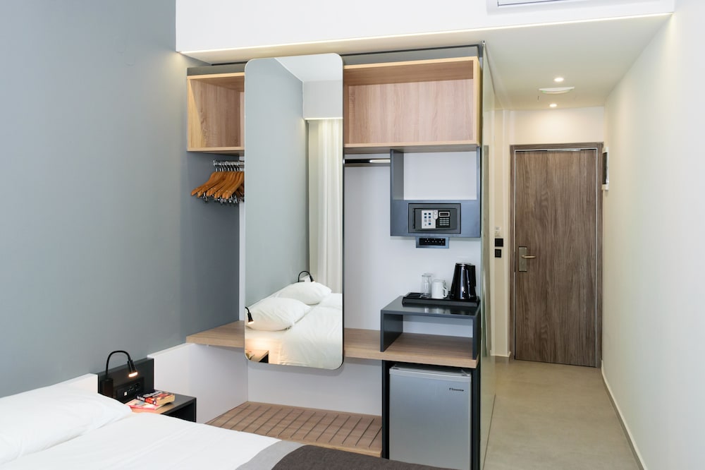 Renieris Hotel — Hotel rooms in Chania