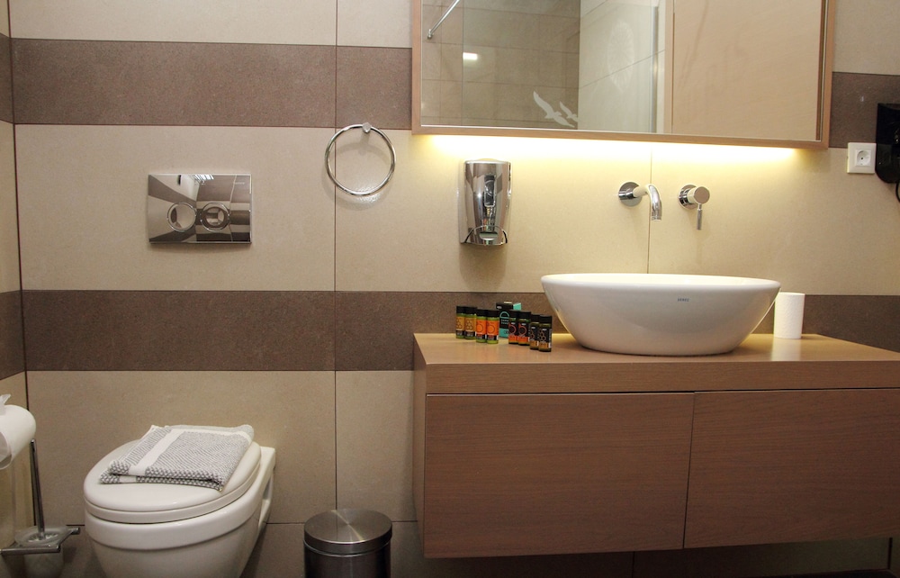 Renieris Hotel — Hotel rooms in Chania