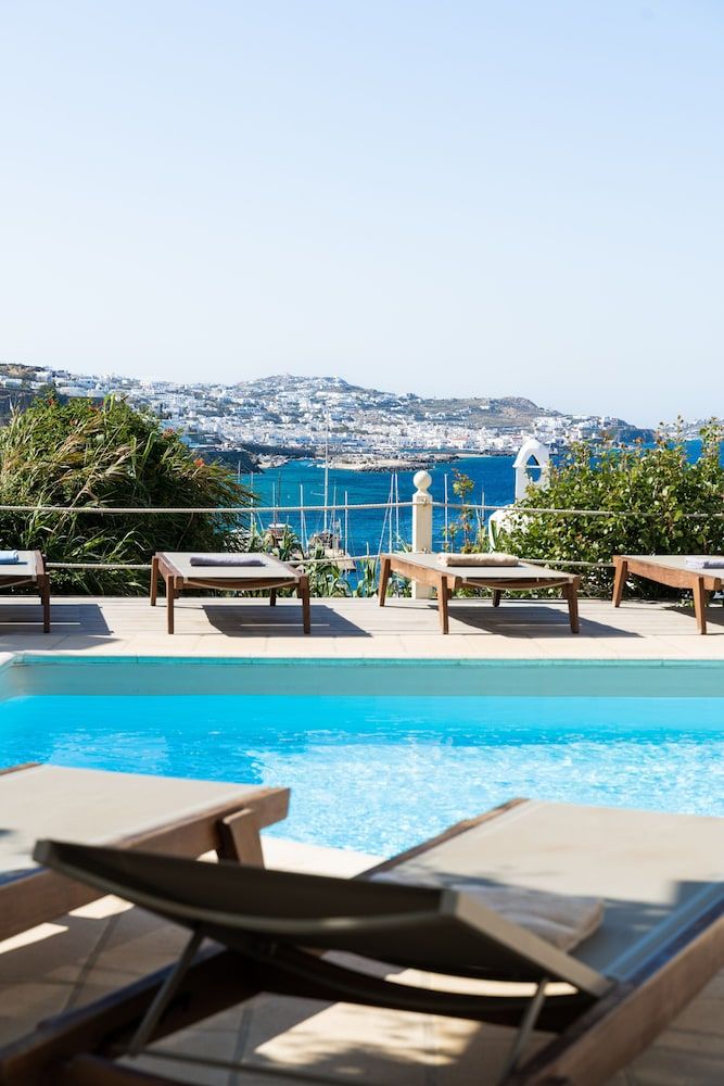 Rhenia Mykonos Hotel & Bungalows