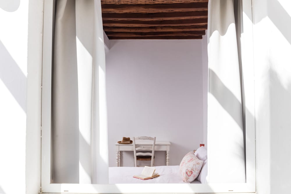 Rhenia Mykonos Hotel & Bungalows — Hotel rooms in Tourlos, South Aegean