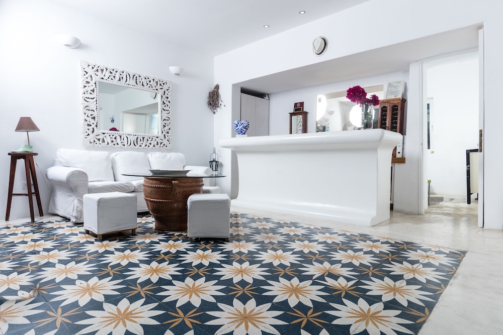Rhenia Mykonos Hotel & Bungalows — Hotel rooms in Tourlos, South Aegean