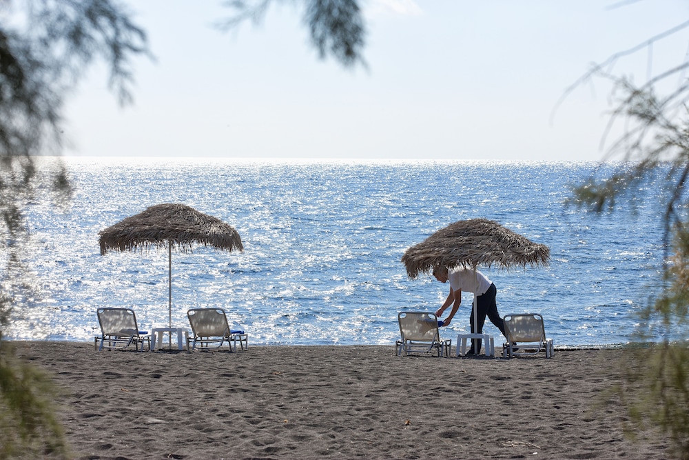 Santo Miramare Resort — Beach in Aghios Georgios (Santorini), South Aegean
