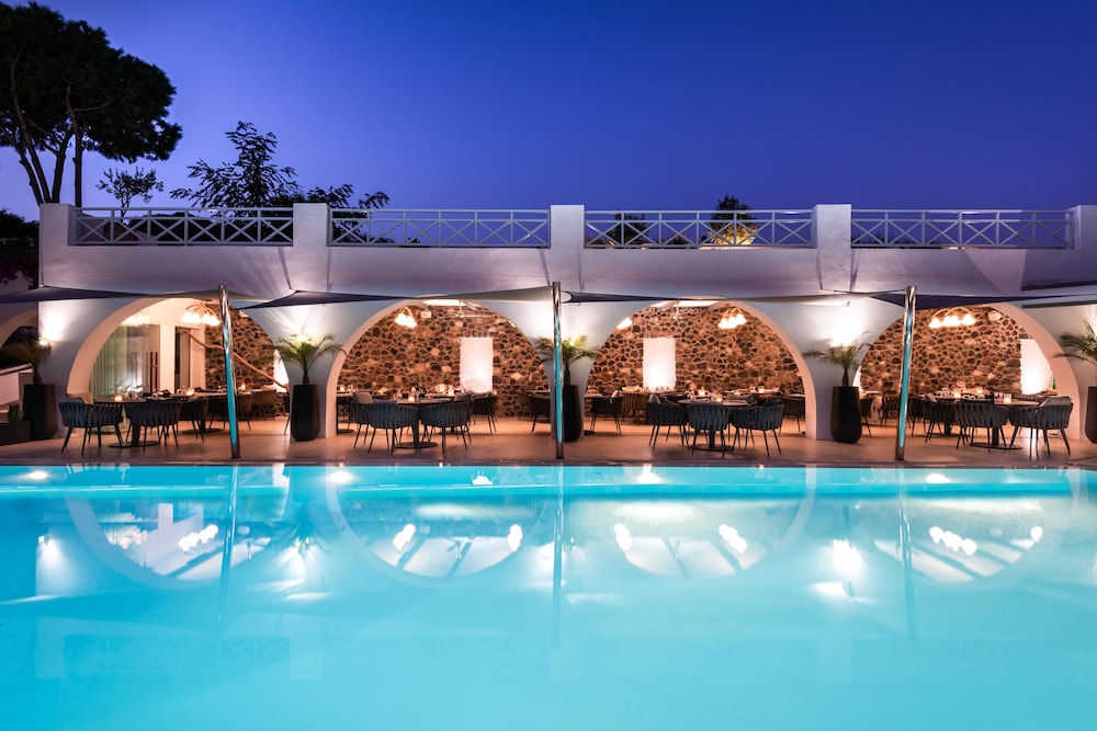 Santorini Kastelli Resort — Restaurant & bars in Kamari, South Aegean