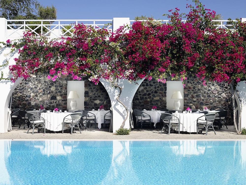 Santorini Kastelli Resort — Restaurant & bars in Kamari, South Aegean
