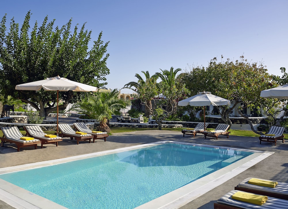 Santorini Kastelli Resort — Swimming pool in Kamari, South Aegean