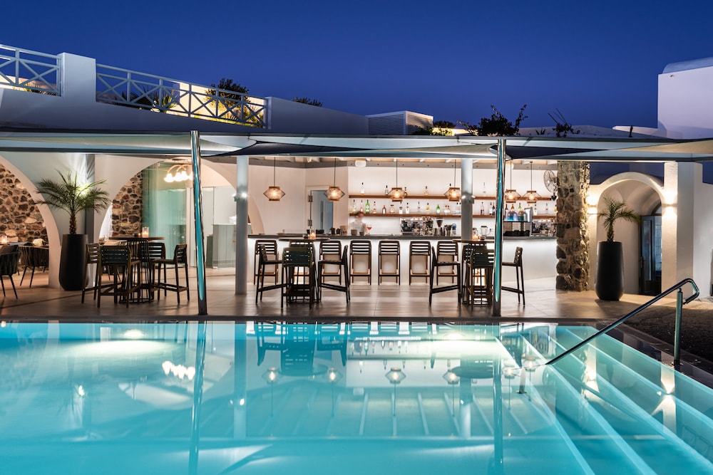 Santorini Kastelli Resort — Restaurant & bars in Kamari, South Aegean