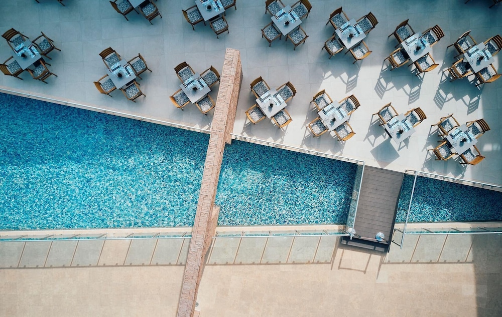 Michelangelo Resort and Spa — Restaurant & bars in Psalidi, South Aegean