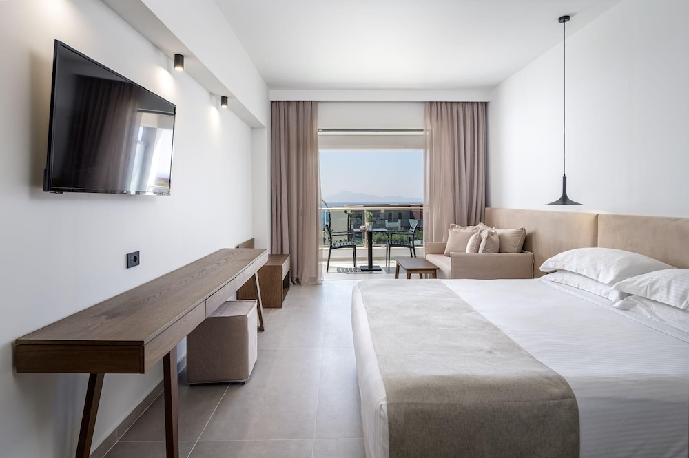 Michelangelo Resort and Spa — Hotel rooms in Psalidi, South Aegean