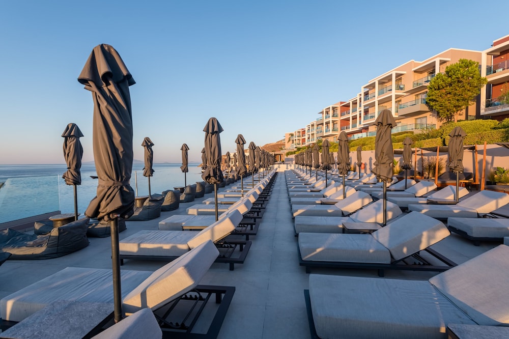Michelangelo Resort and Spa — Beach in Psalidi, South Aegean