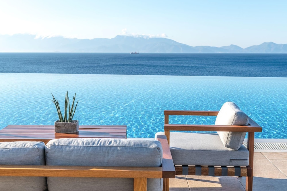 Michelangelo Resort and Spa — Swimming pool in Psalidi, South Aegean