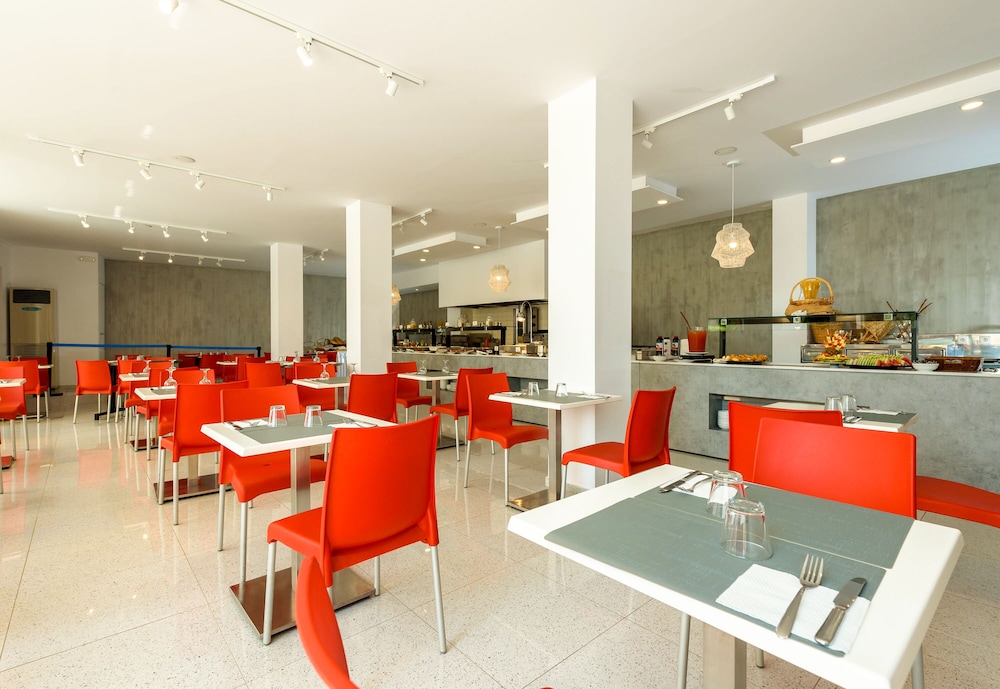 Sunrise Zante Hotel - Adults Only — Restaurant & bars in Tsilivi, Ionian Islands
