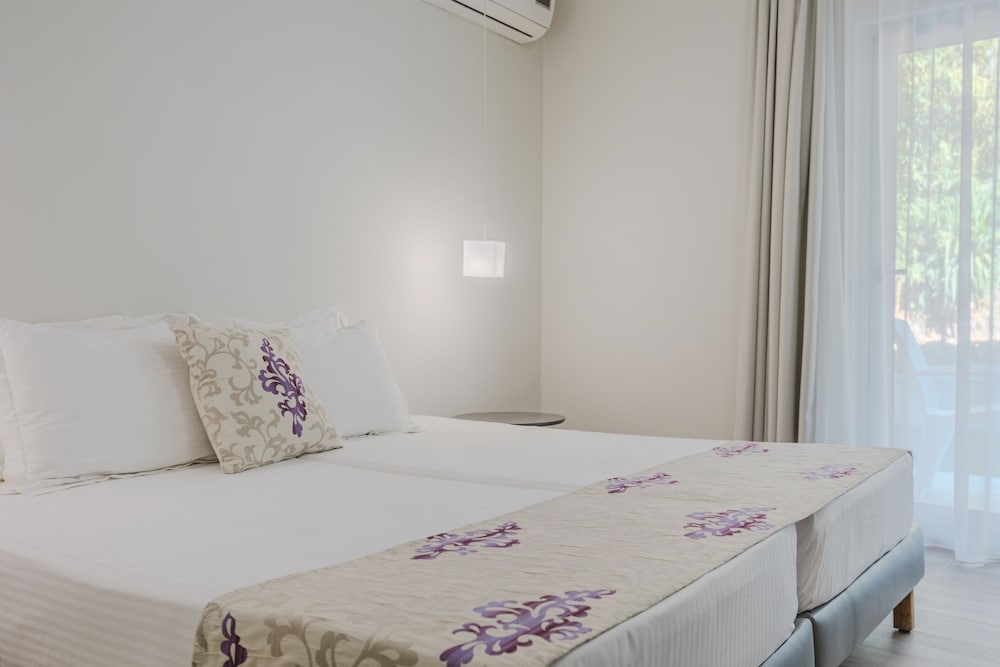 Sunrise Zante Hotel - Adults Only — Hotel rooms in Tsilivi, Ionian Islands