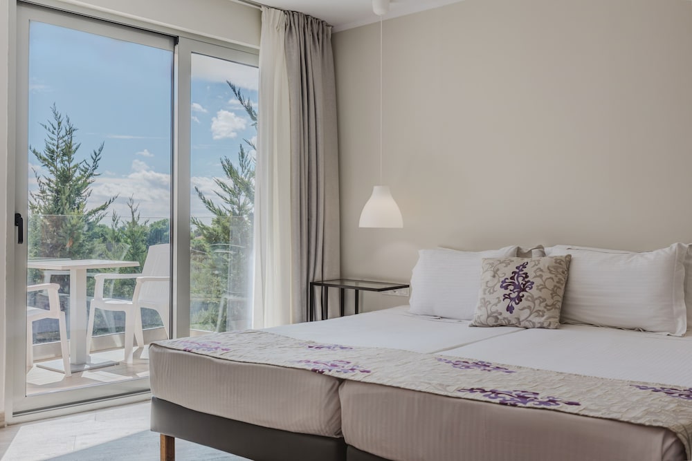 Sunrise Zante Hotel - Adults Only — Hotel rooms in Tsilivi, Ionian Islands