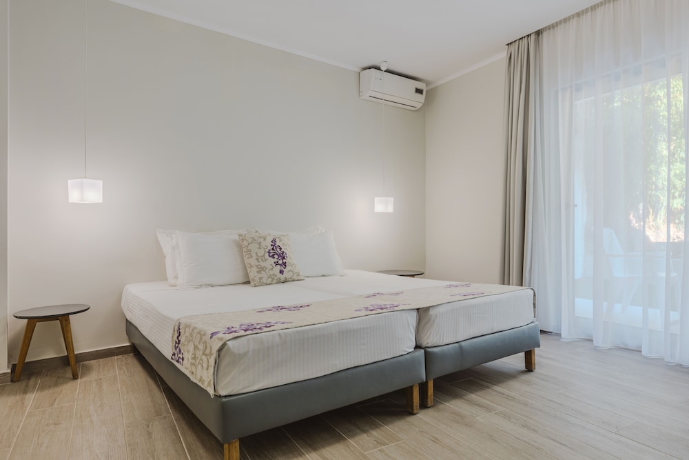 Sunrise Zante Hotel - Adults Only — Hotel rooms in Tsilivi, Ionian Islands