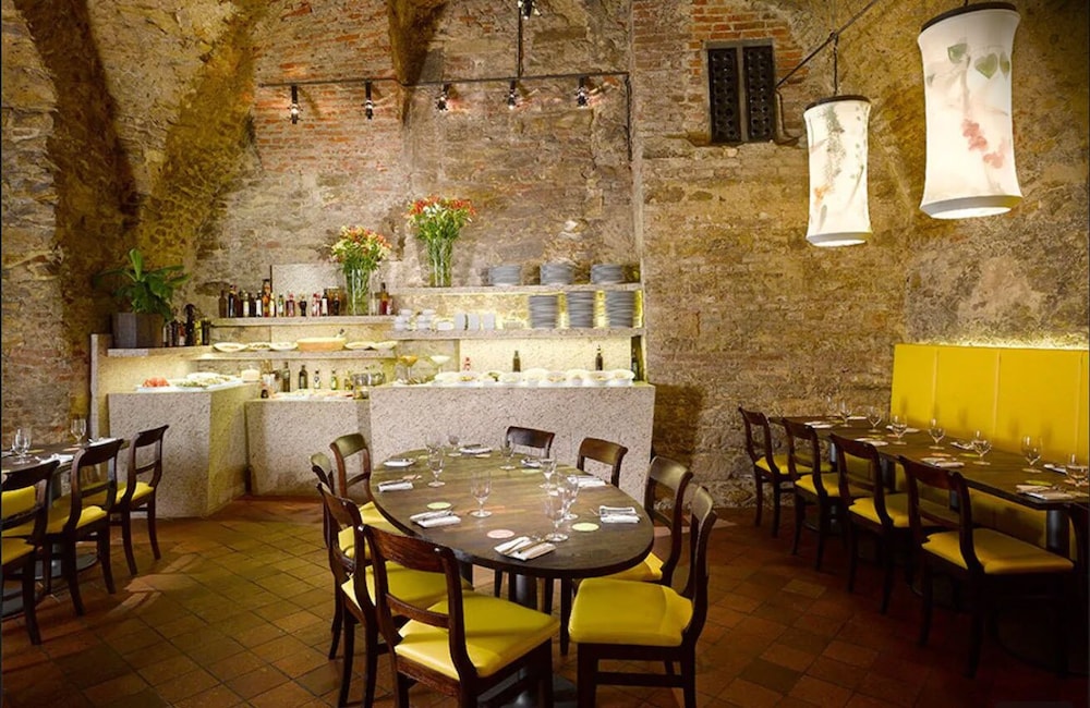 Hotel & Residence U Tri Bubnu — Restaurant & bars in Prague, Prague