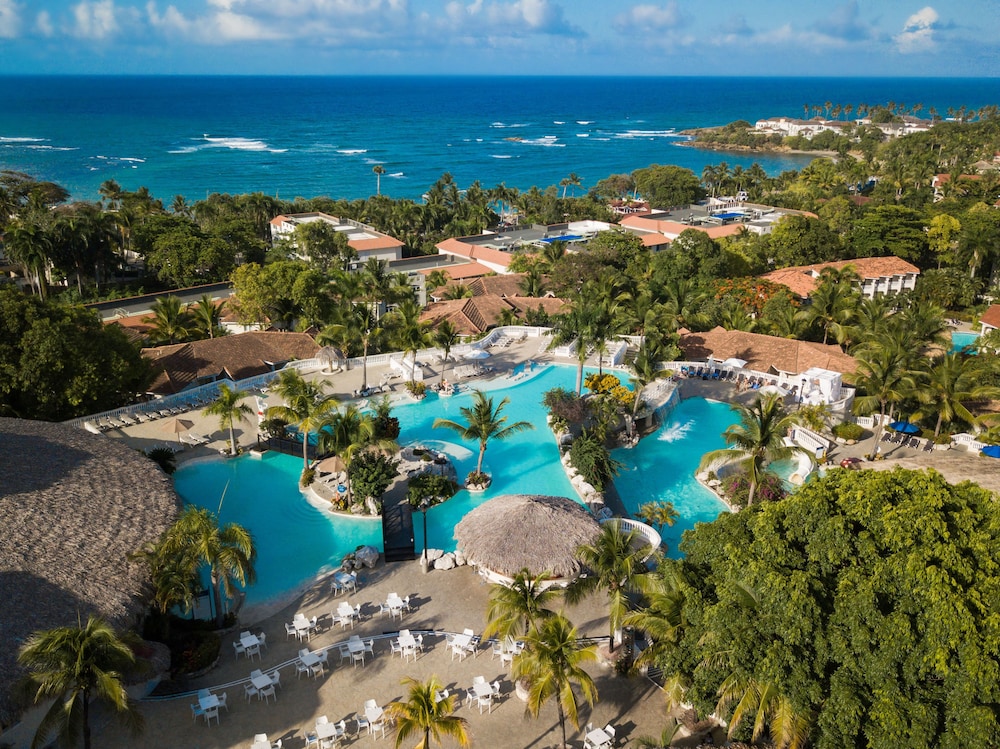 . Cofresi Palm Beach & Spa Resort All Inclusive