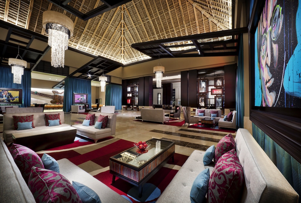 Hard Rock Hotel & Casino Punta Cana an All-Inclusive Resort — Hotel building in Bavaro, La Altagracia