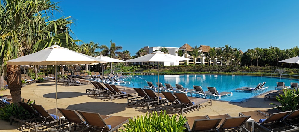 Hard Rock Hotel & Casino Punta Cana an All-Inclusive Resort — Swimming pool in Bavaro, La Altagracia