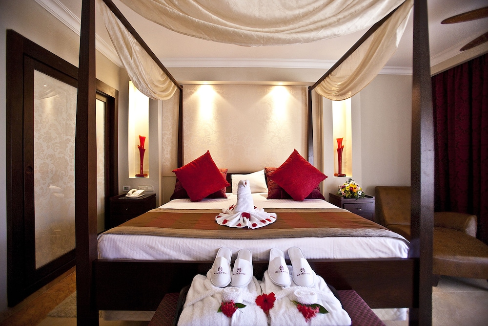 Majestic Elegance Punta Cana - All Inclusive — Hotel rooms in Bavaro, La Altagracia