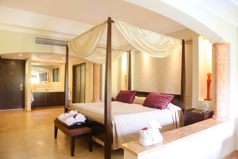 Majestic Elegance Punta Cana - All Inclusive — Hotel rooms in Bavaro, La Altagracia