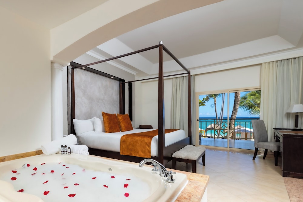 Majestic Elegance Punta Cana - All Inclusive — Hotel rooms in Bavaro, La Altagracia