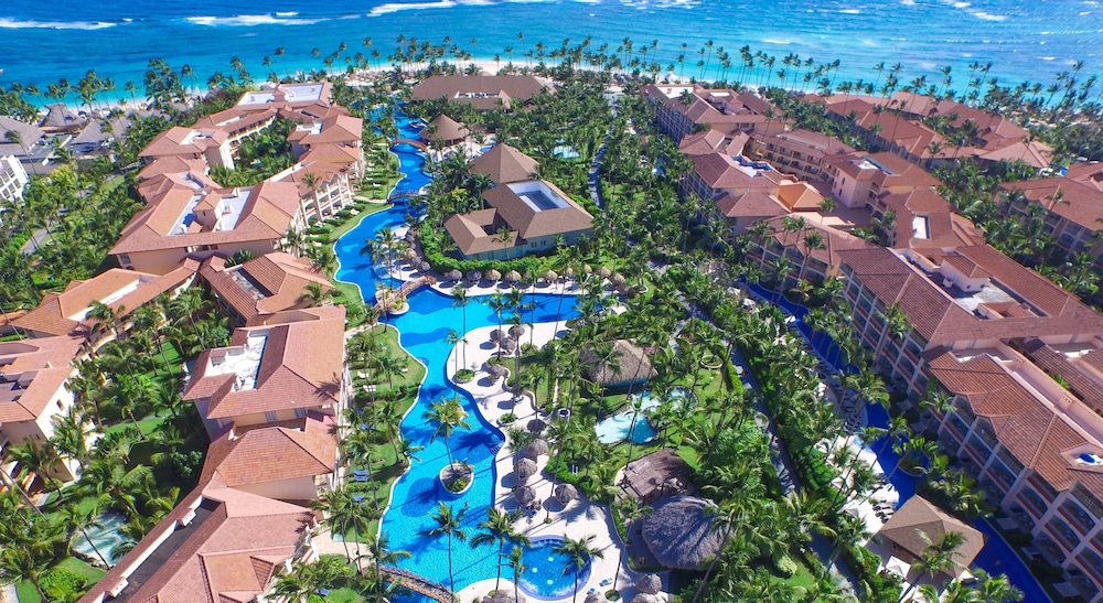 Majestic Elegance Punta Cana - All Inclusive — Swimming pool in Bavaro, La Altagracia