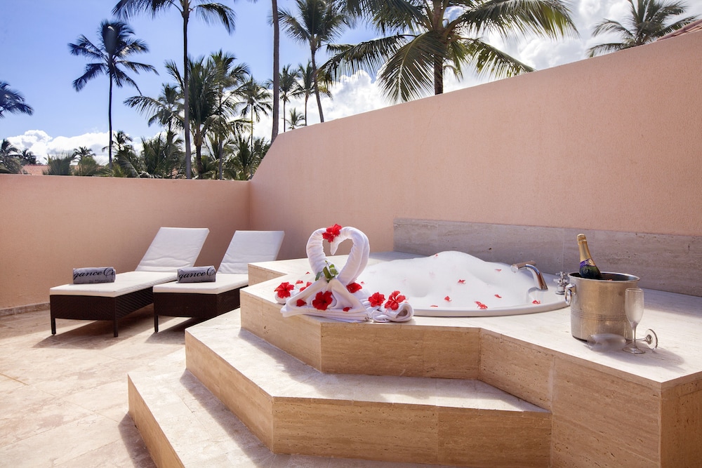 Majestic Elegance Punta Cana - All Inclusive — Hotel rooms in Bavaro, La Altagracia