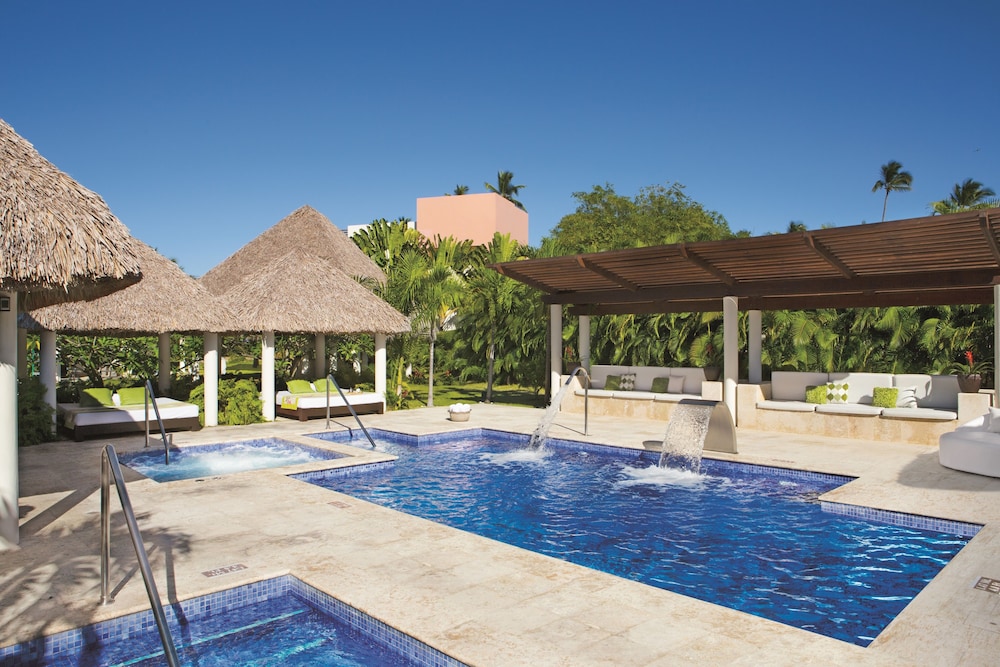 Dreams Royal Beach Punta Cana - All Inclusive — Swimming pool in Bavaro, La Altagracia